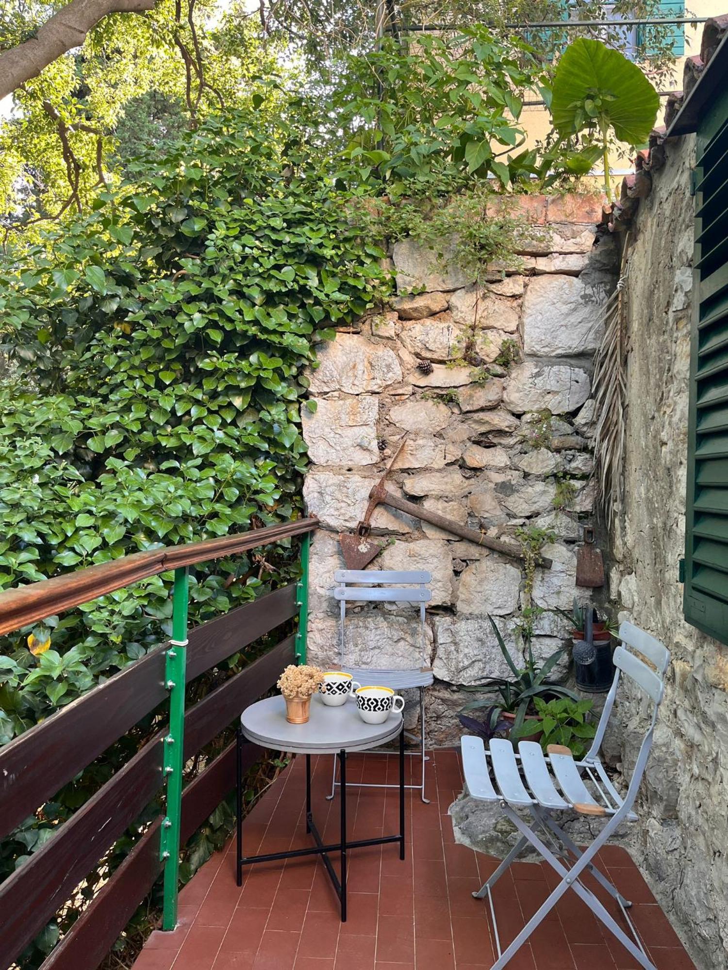 Apartman House Nenolino *